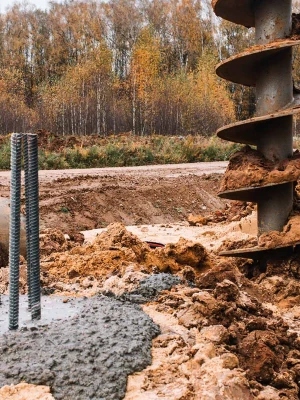 Устройство опалубки для буронабивных свай при ремонте фундамента