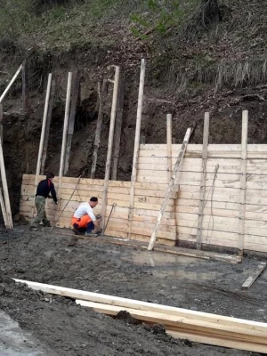 Анализ устойчивости откосов котлована при строительстве фундамента